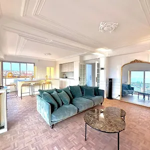 Cote Vieux Port - 105m2 - Port & Sea View Apartment