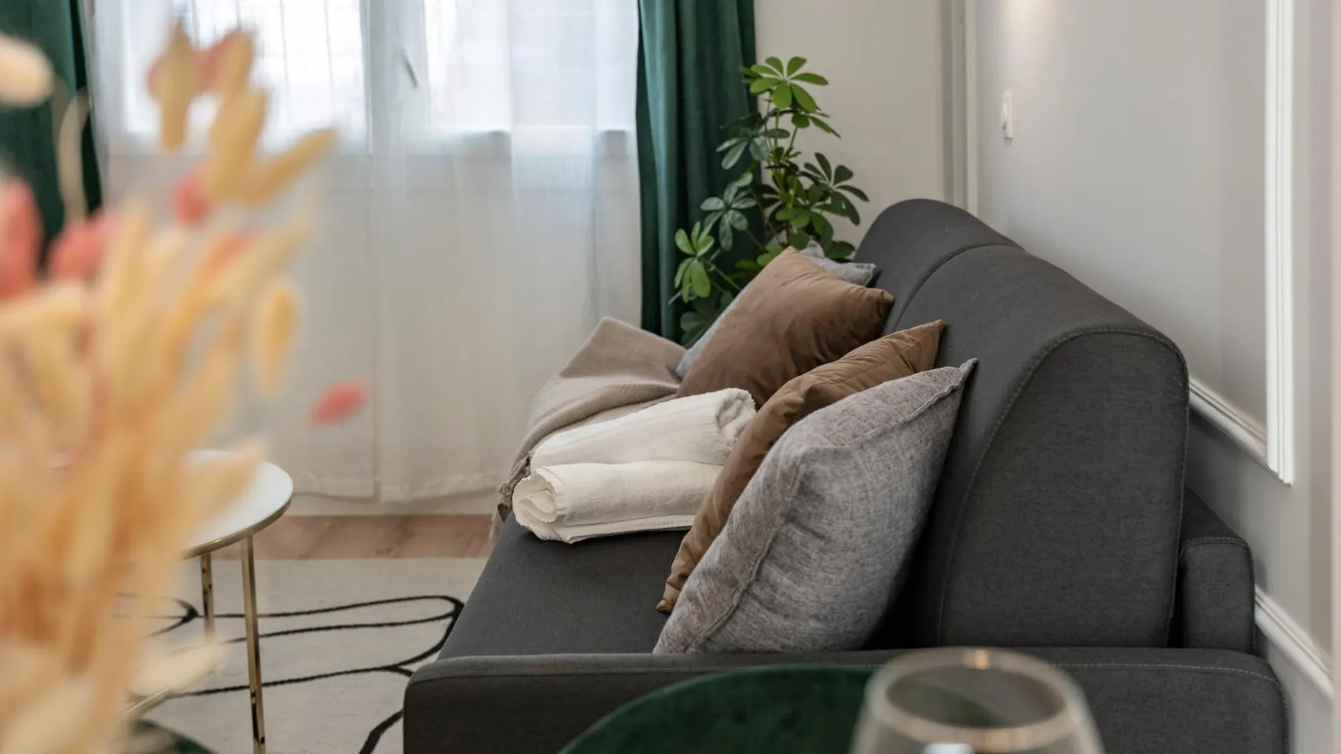 Apartment 1Mn Gare De Monaco - Joli Appartement - Au Beausoleil France