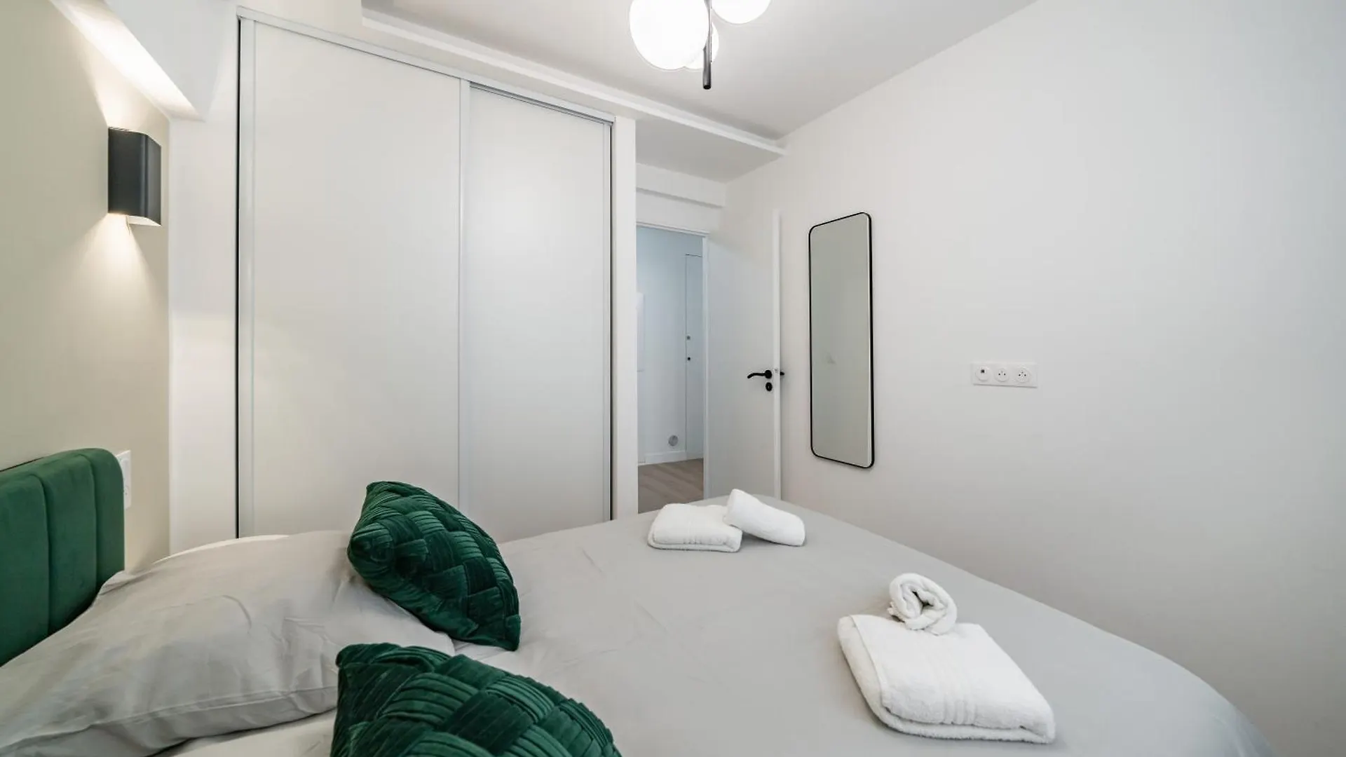 Apartment 1Mn Gare De Monaco - Joli Appartement - Au Beausoleil France