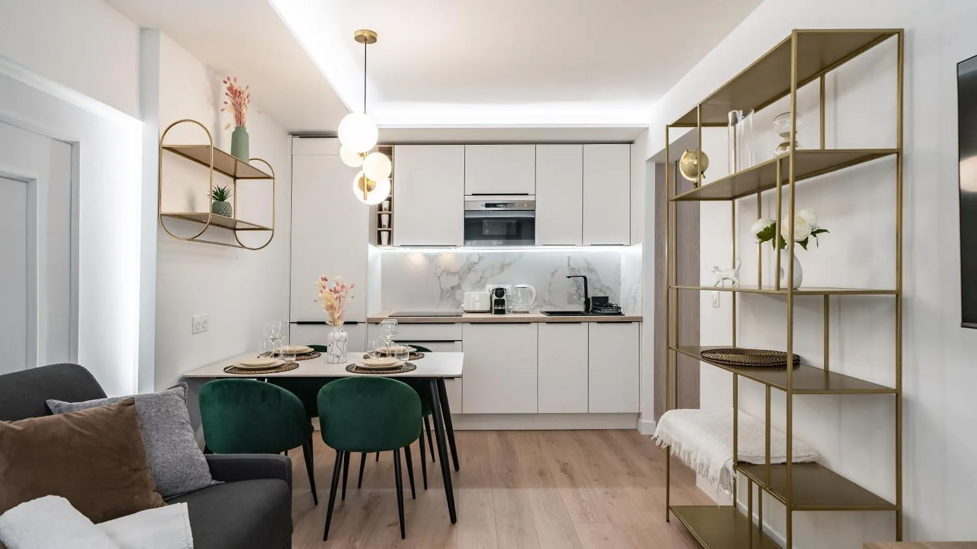 בוסוליי 1Mn Gare De Monaco - Joli Appartement - Au דירה